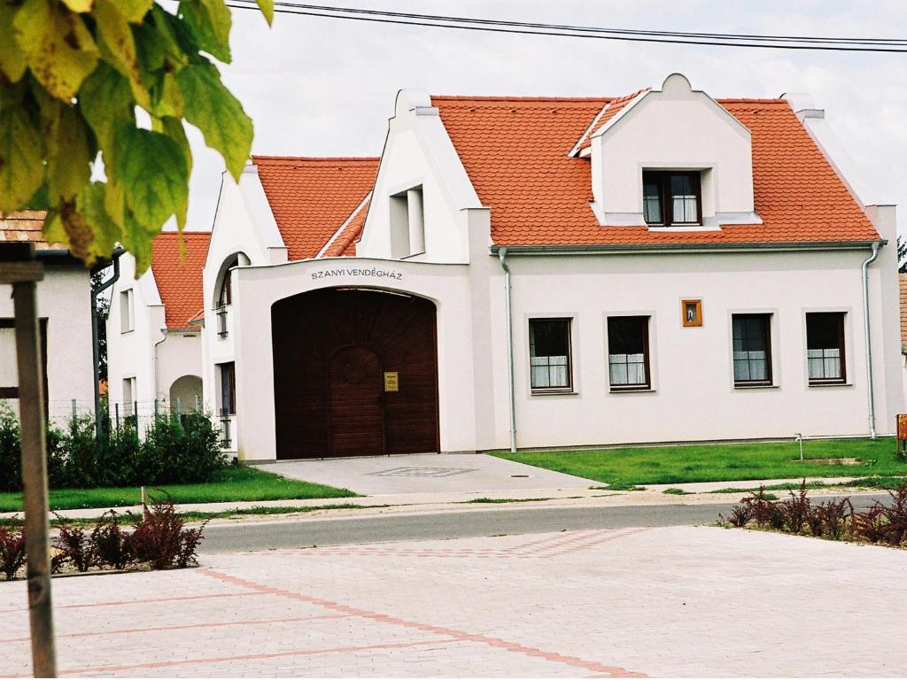 Szanyi Vendeghaz Hotel Hegykő Buitenkant foto